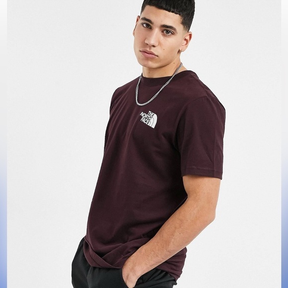 The North Face T-shirt - Picture 2 of 10